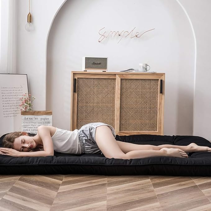MAXYOYO Japanese Floor Mattress Futon Mattress, 4" Thicken Tatami Mat Sleeping Pad Foldable Roll Up Mat Boys Girls Dormitory Pad Kids Floor Lounger Pillow Bed, Black, Twin Size