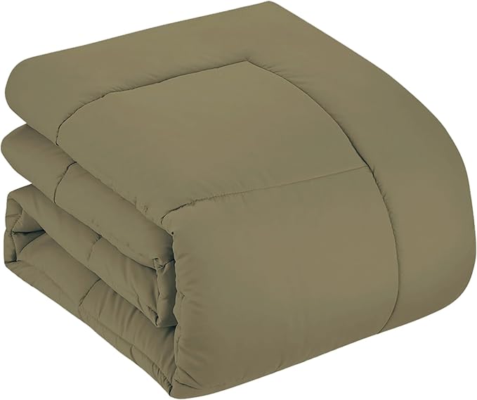 Sweet Home Collection RV Short Queen Comforter Set for RV Camper - Comforter Set with Fitted & Flat Sheet, 4 Pillowcases - Tailored for RV Short Queen Beds - Cozy Essentials for Your RV Bedroom, Sage