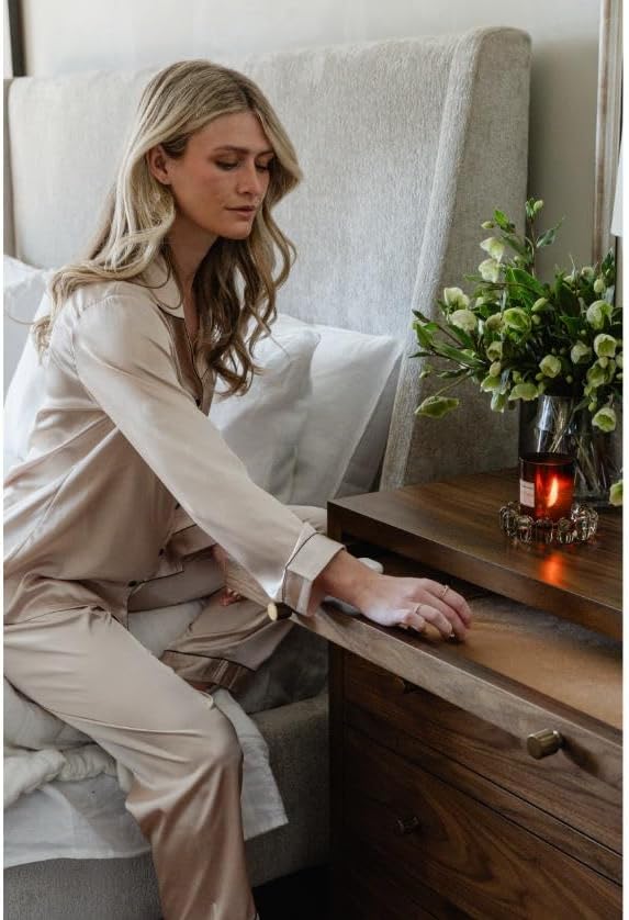Alice Lane Bubble Candle Dish – Chic Smoky Glass Candle Dish for Home Decor – Decorative Modern Candle Holder for Small Candles & Diffusers