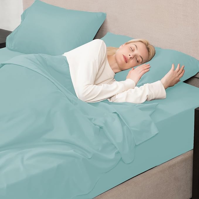 Mejoroom Full Size Sheet Set - Soft Microfiber Bed Sheets - Deep Pocket Fitted Sheet, Breathable, Wrinkle & Fade Resistant - 4 Piece (Full, Grayish Green)