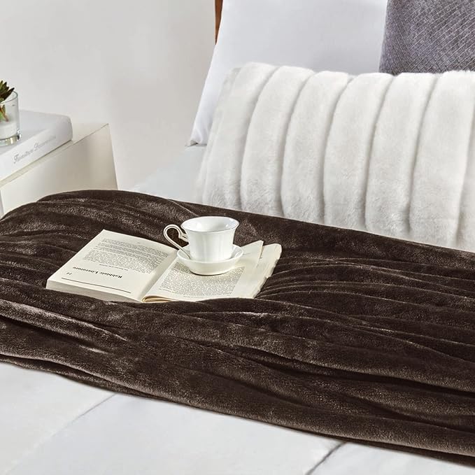 Walensee Fleece Blanket Plush Throw Fuzzy Lightweight (XL-Twin Size 66x90 Brown) Super Soft Microfiber Flannel Blankets for Couch, Bed, Sofa Ultra Luxurious Warm and Cozy for All Seasons