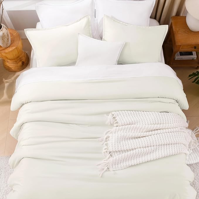 Litanika Oversized King Comforters Ivory Super King Plus Size, 3 Pieces Lightweight Solid Bedding Comforter Set, All Season Fluffy Bed Set (128x120In Comforter & 2 Pillowcases)