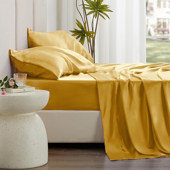 Love's cabin Satin King Sheet Sets - 4 Piece Gold Silky Sheets King Size Bed with Deep Pocket, Luxury Silk Feel King Size Satin Sheet Set (1 Flat Sheet,1 Fitted Sheet,2 Pillow Cases)