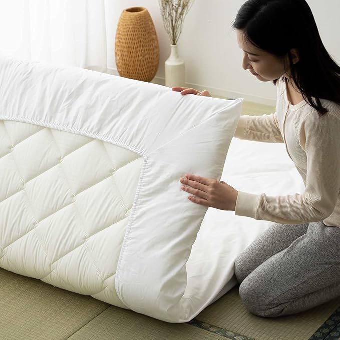 EMOOR Japanese Futon Mattress CLASSE & Fitted Sheet PRESSO King Made in Japan, Cotton (White) Foldable Floor Sleeping Bed Tatami Mat