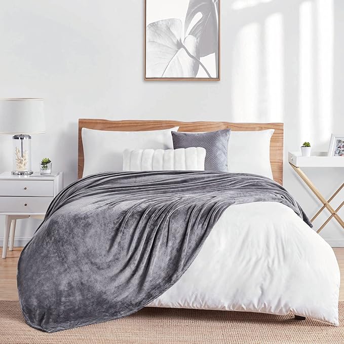 Walensee Fleece Blanket Plush Throw Fuzzy Lightweight (King Size 108x90 Dark Grey) Super Soft Microfiber Flannel Blankets for Couch, Bed, Sofa Ultra Luxurious Warm and Cozy for All Seasons