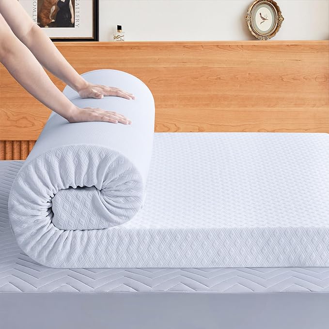 RISAR Memory Foam Mattress Topper California King Size Mattress pad 3’’ Inch High Density Mattress Cooling Gel Thick Topper for Back Pain Relief Best Soft Bed with Cover(72 x 84 inch)
