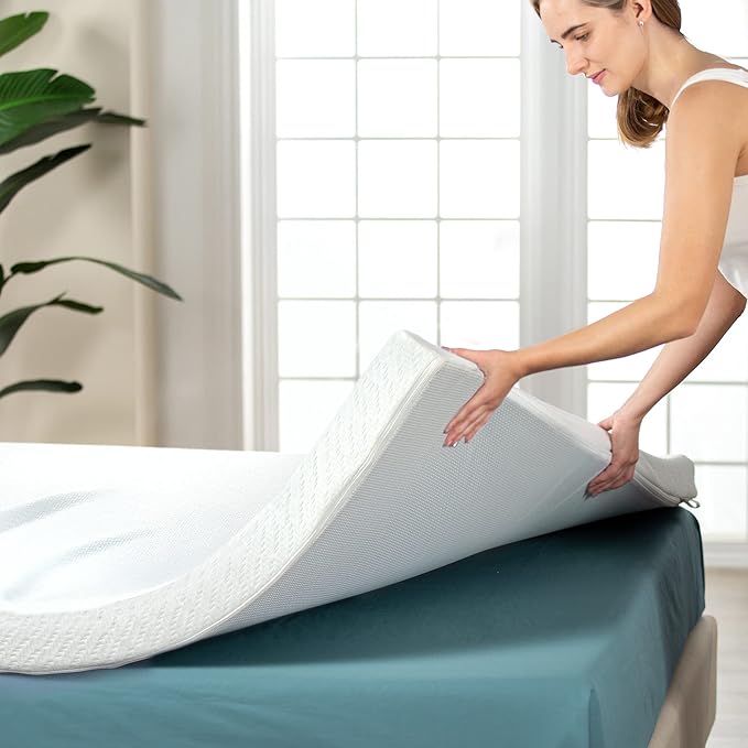 ZINUS 2 Inch Ultra Cooling Gel Memory Foam Mattress Topper with Cooling Cover, CertiPUR-US Certified, Twin, White