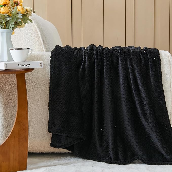 NEWCOSPLAY Super Soft Queen Blanket Black Premium Silky Flannel Fleece Leaves Pattern Lightweight Bed Blanket All Season Use (Black, Queen(90"x90"))