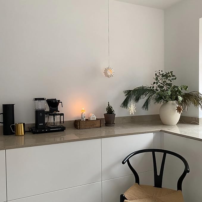 Kähler Stella Scandinavian Expression Ball Diameter 13.5 cm Timeless Design White