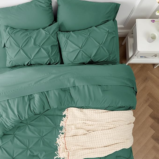 Bedsure Queen Comforter Set Baby Pea Green - Bed in a Bag Queen Size Bedding 7 Pieces, GentleSoft™ Pintuck Bed Set Gift for Family, Pinch Pleat All Season Comforter with Sheets, Pillowcases & Shams