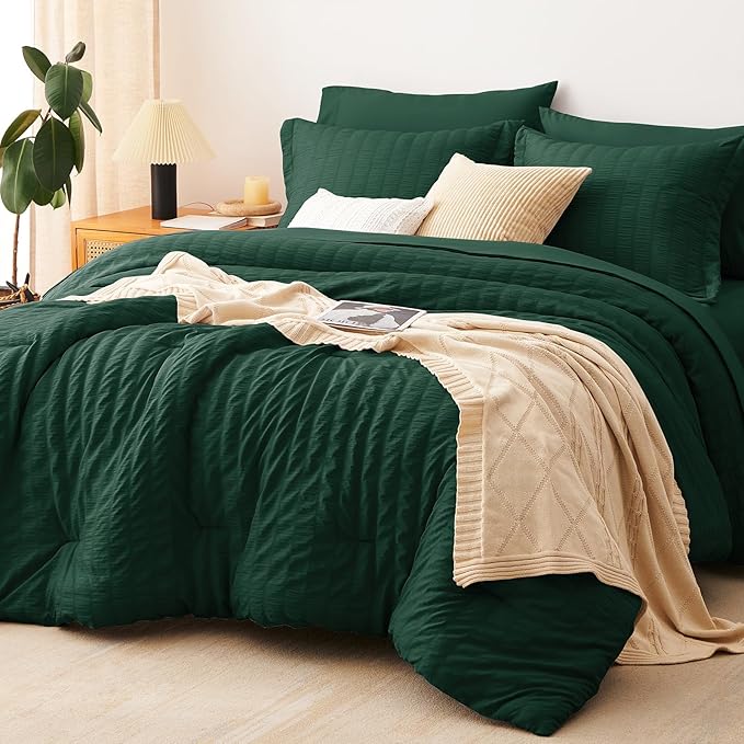 CozyLux King Size Comforter Set Emerald Green Seersucker 7 Pieces Bed in a Bag King Comforter Set with Sheets, Luxury Soft Bedding Set with Down Alternative Comforter, Sheets, Pillowcases & Shams
