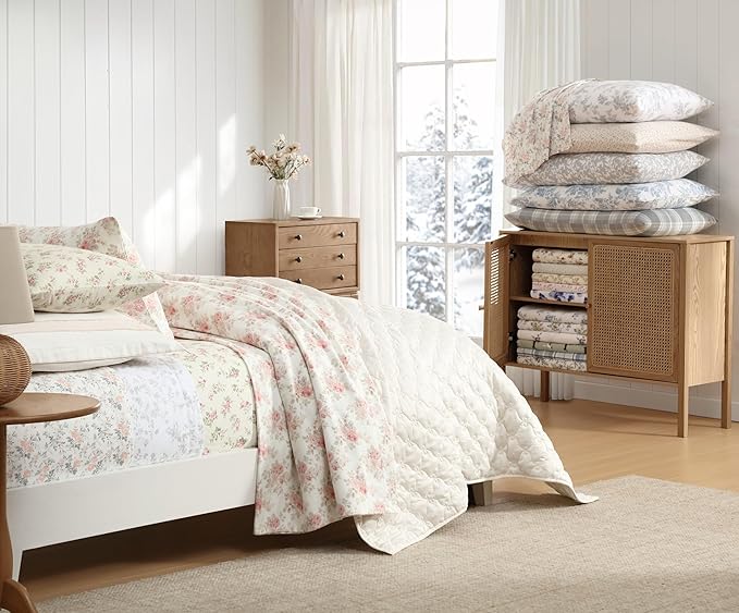 Laura Ashley - Flannel Sheets King Size, Anti-Pilling & Wrinkle Resistant Cotton, Touchably Soft for All-Season Comfort - Bed Sheets with Matching Pillowcases & Fitted Sheet (Mulholland Plaid Green)