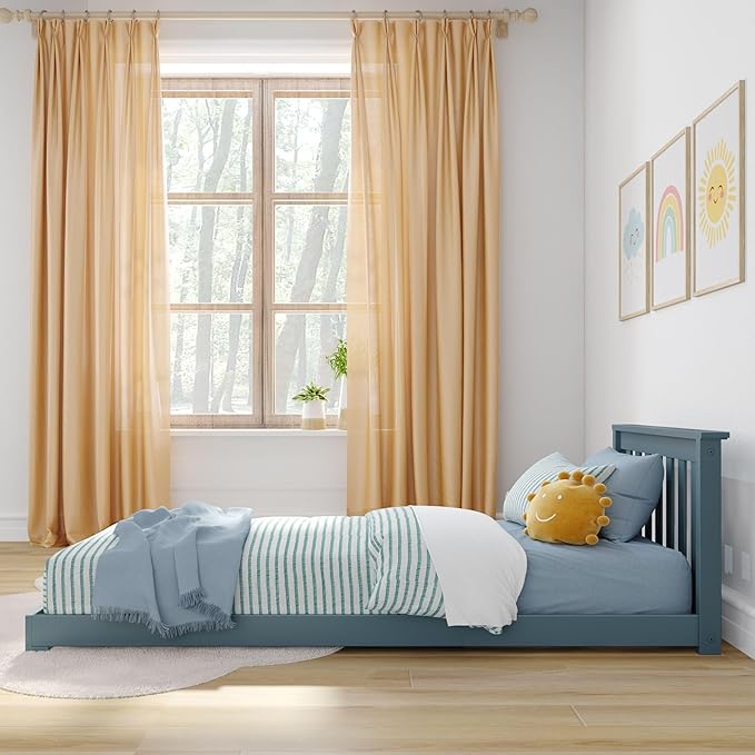 Max & Lily Classic Twin Floor Bed, 79.75 Inches, Solid Wood Low Bed Frame for Kids, Modern Floor Bed for Bedroom, Blue