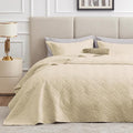 Love's cabin Quilts for Queen Bed Camel Bedspreads Bedding Set - Summer Lightweight Bedspread Comforter - Wave Pattern Bedding Coverlet for All Season - 3 Pieces (1 Quilt, 2 Pillow Shams)