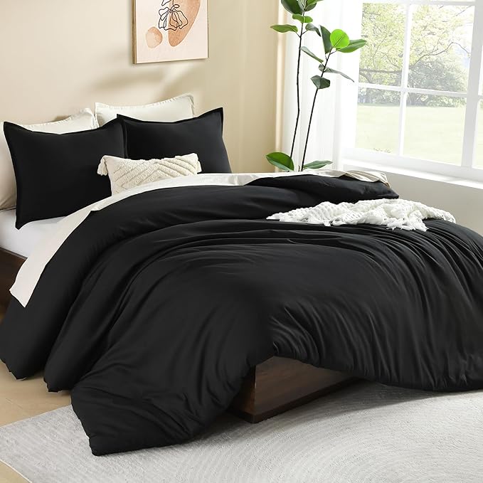Litanika Oversized King Comforters Black Super King Plus Size, 3 Pieces Lightweight Solid Bedding Comforter Set, All Season Fluffy Bed Set (128x120In Comforter & 2 Pillowcases)