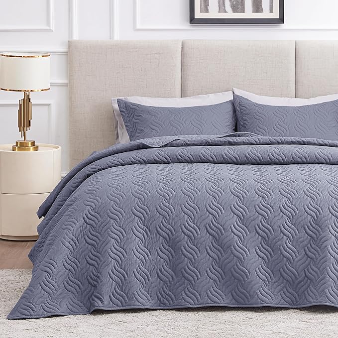 Love's cabin California King Size Quilt Bedding Set Blue Bedspread - Cal King Summer Lightweight Bedspread Comforter - Wave Pattern Coverlet for All Season - 3 Pieces (1 Quilt, 2 Pillow Shams)