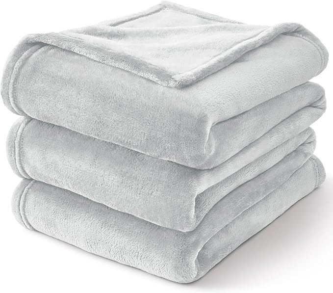 BEDELITE Fleece Blanket Dove Grey Throw Blankets for Couch & Bed, Luxury Plush Cozy Fuzzy Blanket 50x60 inches, Super Soft Warm Lightweight Throw Blanket for Travel Camping