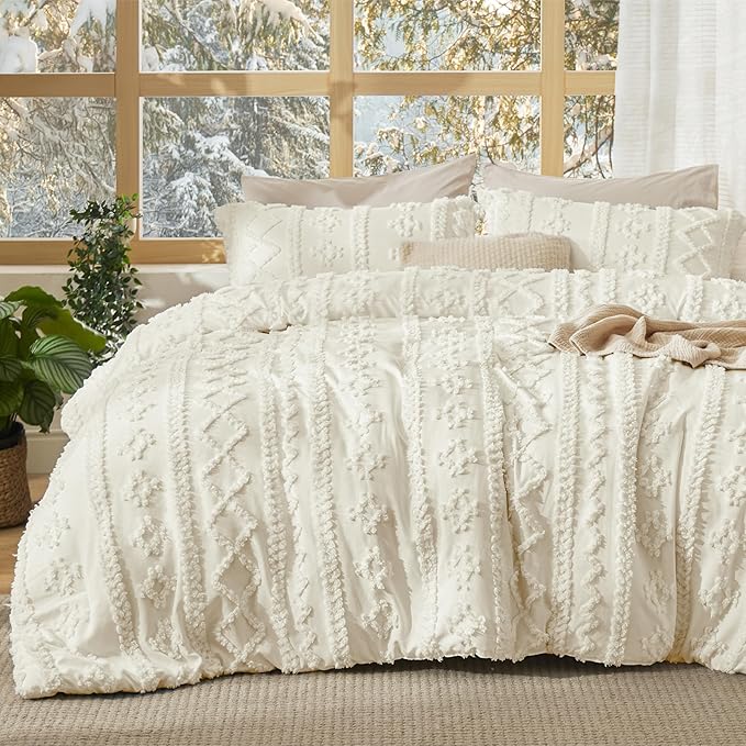 Bedsure Tufted Boho Comforter Set Full Size - Ivory Boho Bed Set, GentleSoft™ 3 Pieces Farmhouse Shabby Chic Embroidery Bedding, Gifts for Woman, Soft Jacquard Full Comforter for All Seasons