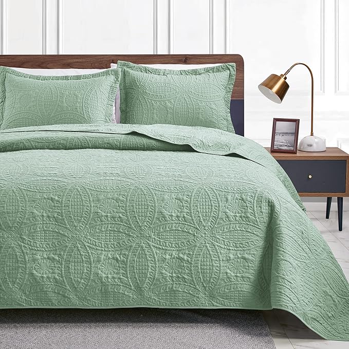Love's cabin Twin Quilt Set Sage Bedspreads - Soft Bed Summer Lightweight Bedspread Comforter - Modern Style Coin Pattern Coverlet for All Season - 2 Pieces (1 Quilt, 1 Pillow Sham)