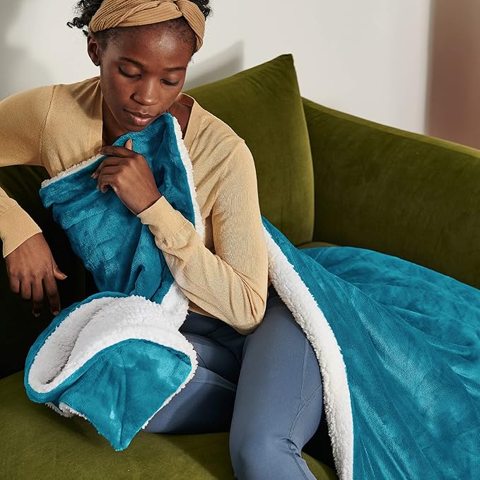 Bedsure GentleSoft Sherpa Fleece Throw Blanket Twin Size for Couch - Thick and Warm Throw for Women and Men, Soft Fuzzy Plush Twin Blanket for Winter, Teal, 60x80 Inches