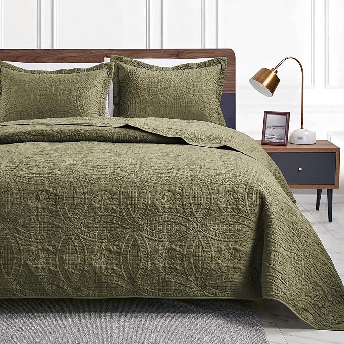 Love's cabin Twin Quilt Bedding Set Green Bedspreads - Soft Bed Summer Lightweight Bedspread Comforter - Coin Pattern Bedding Coverlet for All Season - 2 Pieces (1 Quilt, 1 Pillow Sham)