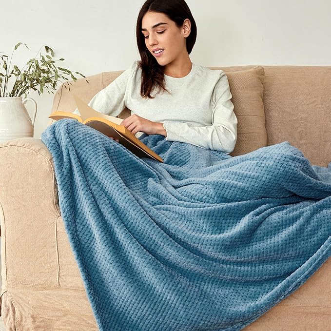 Exclusivo Mezcla Fleece Bed Blanket Twin Size, Super Soft and Warm Blankets for Couch, Sofa and Bed Waffle Textured, Cozy, Fuzzy and Lightweight (Slate Blue, 60x80 inches)